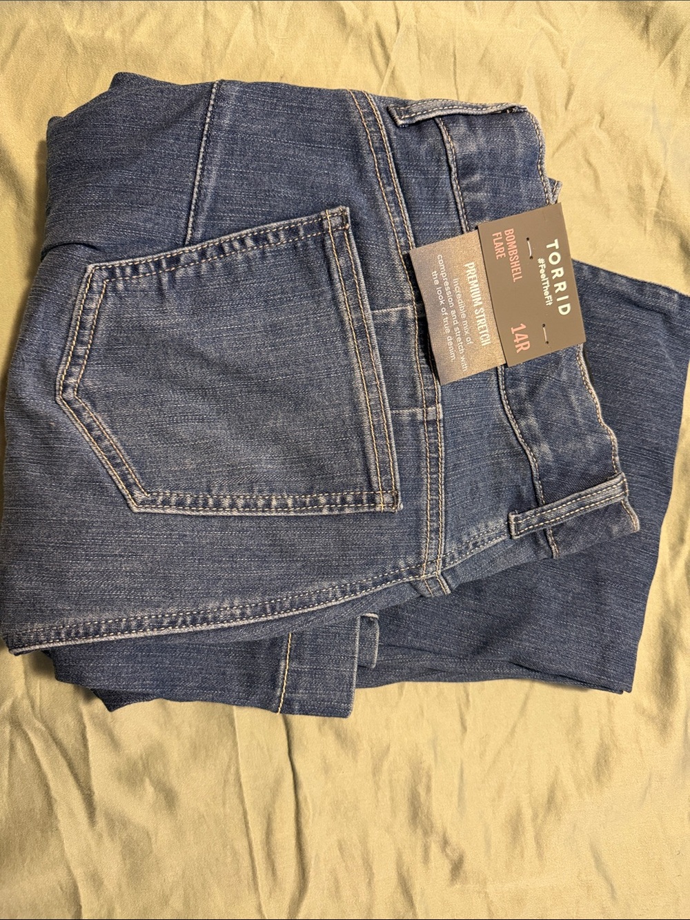 torrid NWT Bombshell Flare Jeans